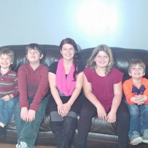 Meet your Posher, Crystal